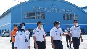 Gaji PT Dinas Pelayaran (kereta api)